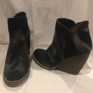 Very Volatile Whitby Booties size 7.5